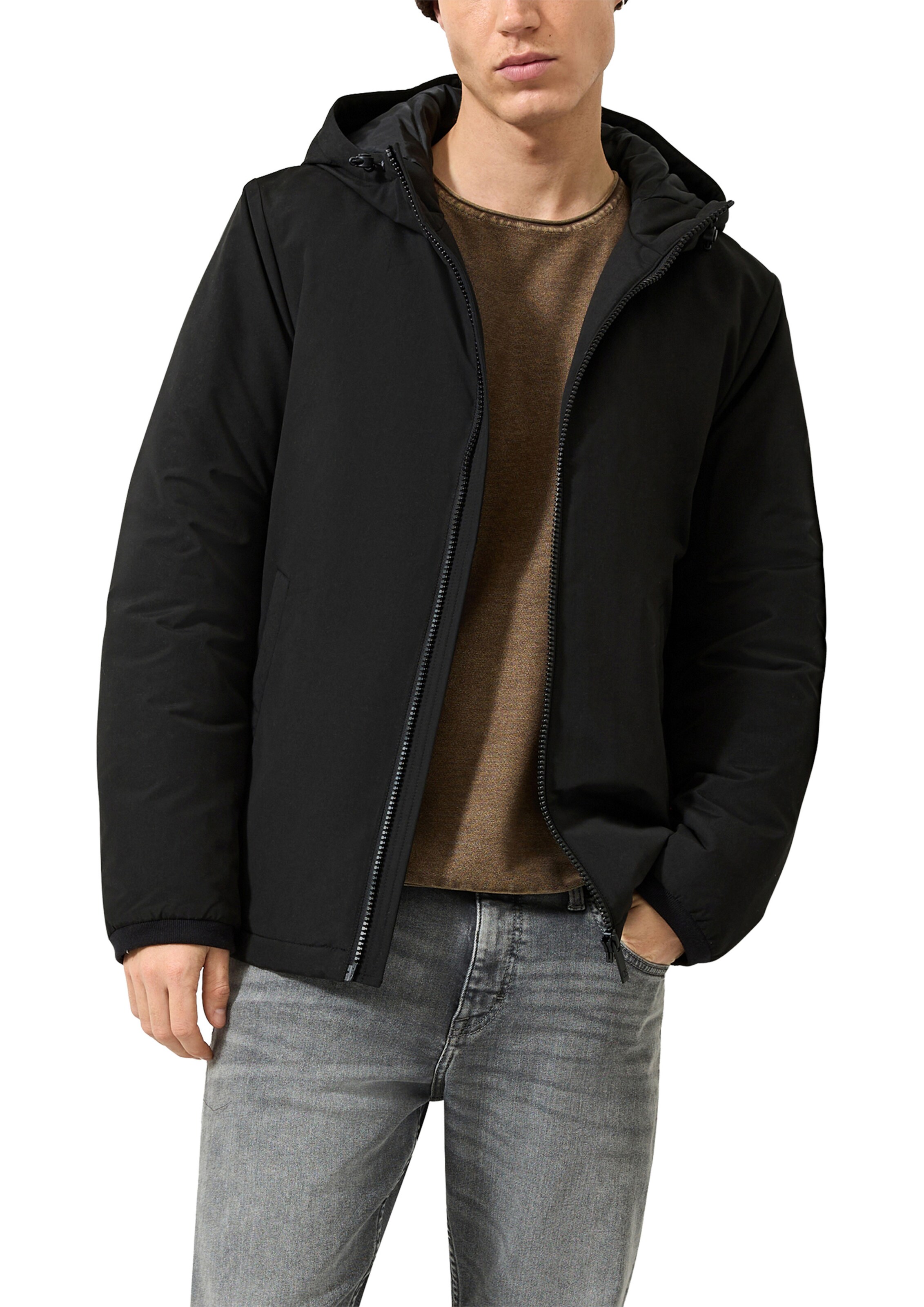 Veste d’hiver QS en noir : devant