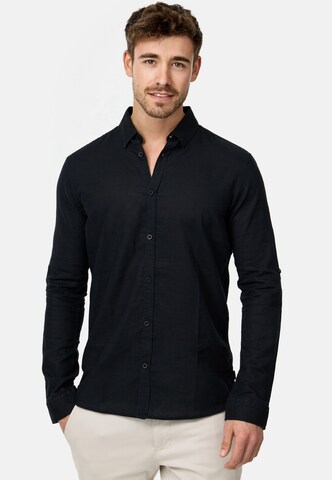 Coupe regular Chemise ' Brayden ' INDICODE JEANS en noir : devant