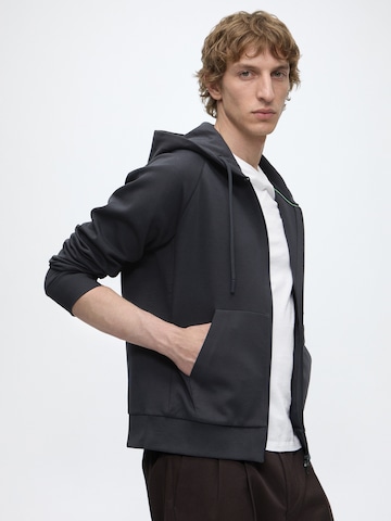 BOSS Sweatjacka 'Saggy' i blå