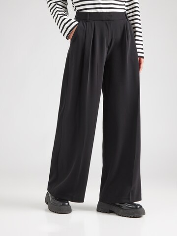 Wide leg Pantaloni con pieghe di ONLY in nero: frontale