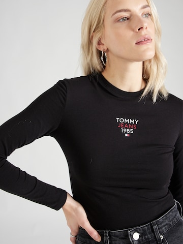 Tommy Jeans Shirt 'ESSENTIAL' in Schwarz