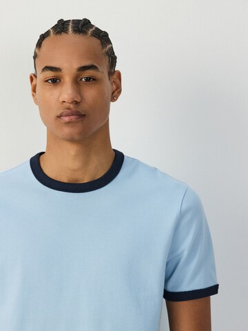 T-Shirt Next en bleu