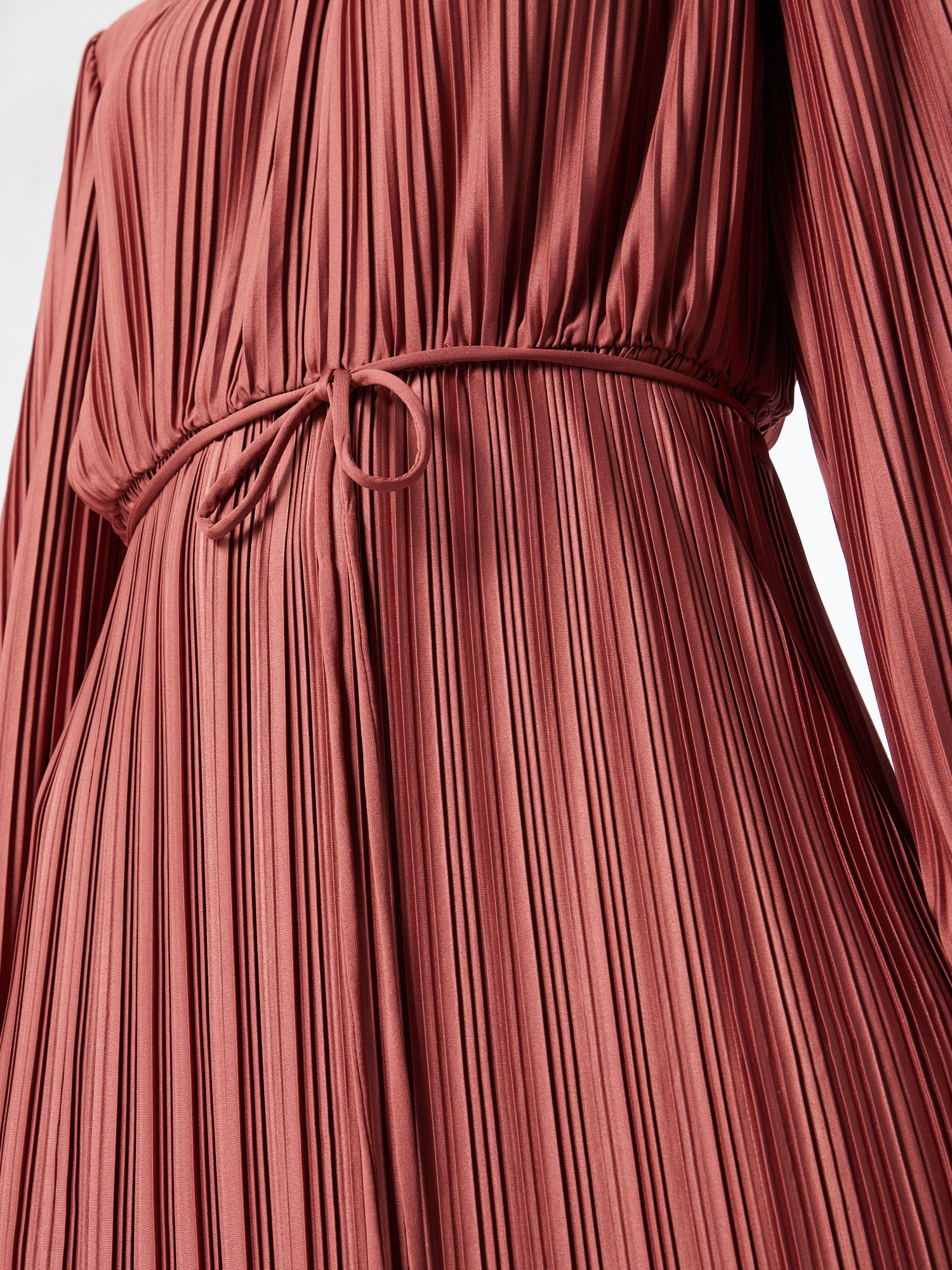 Kleid Floria in Pastellrot Kleid Floria in Pastellrot