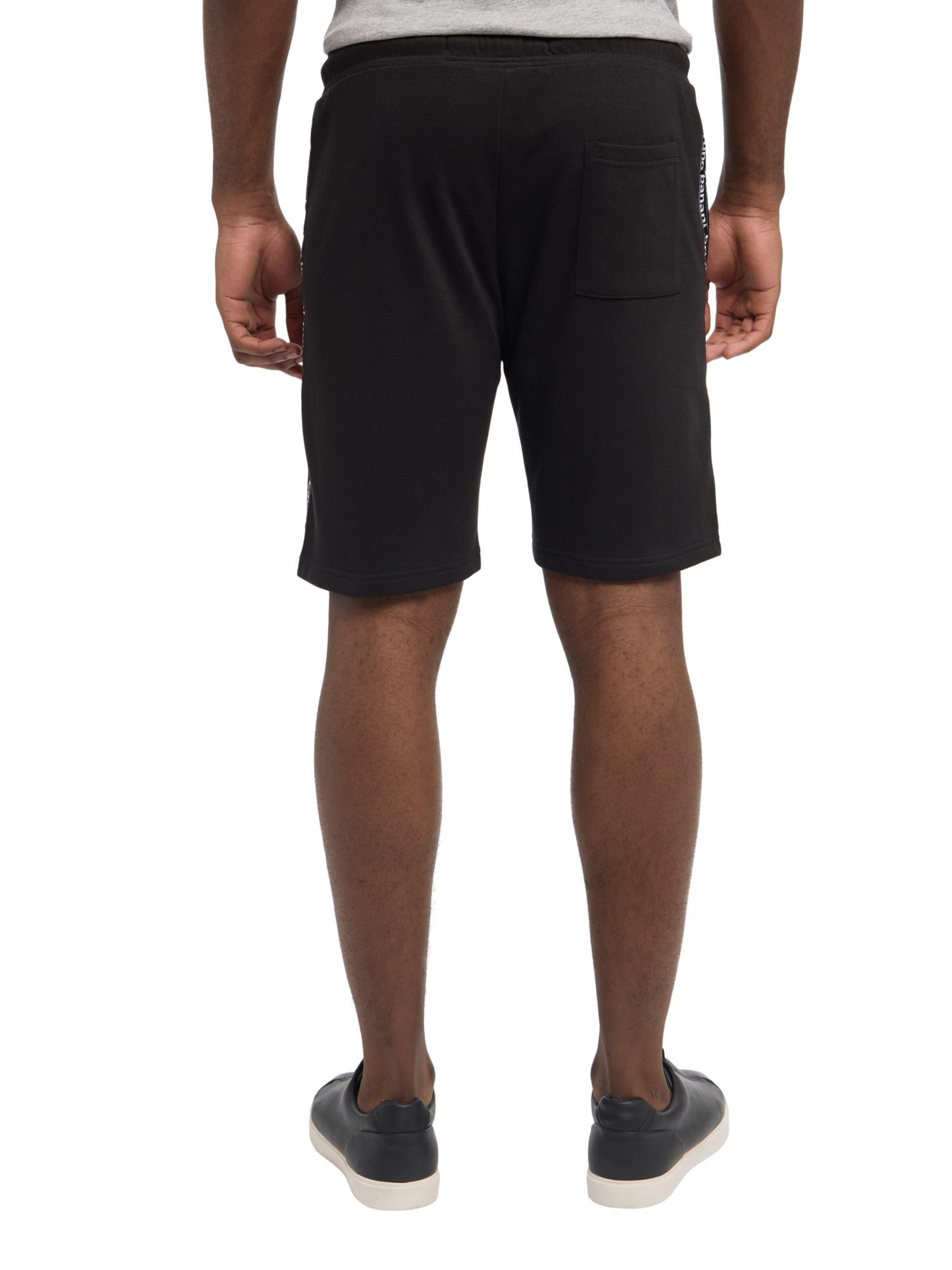 Regular Pantalon ' CLAY ' Bruno Banani en noir