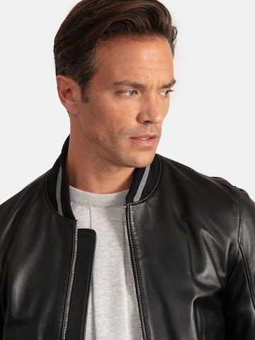 Williot Between-season jacket in Black