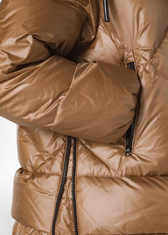DEHA Winter jacket in Brown