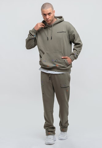 Tom Barron Tracksuit in Green: front