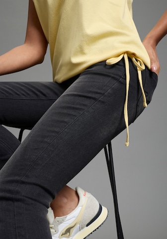 FLASHLIGHTS Shirt in Yellow