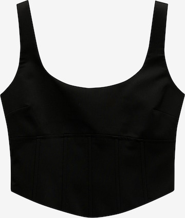 Top de la Pull&Bear pe negru: față