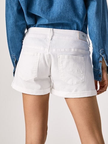 Pepe Jeans تقليدي جينز 'SIOUXIE' بلون أبيض
