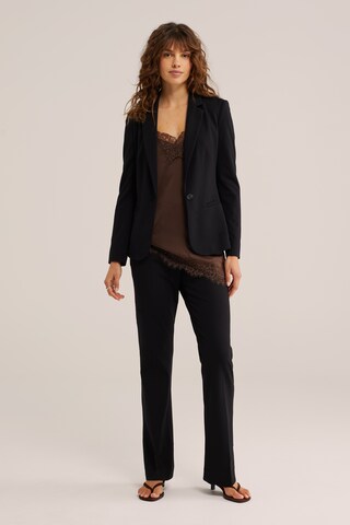 WE Fashion Bleiser, värv must