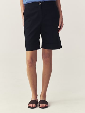 TATUUM - Loosefit Pantalón de pinzas 'Nakomo' en azul: frente