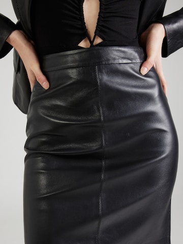 MICHAEL Michael Kors Skirt in Black
