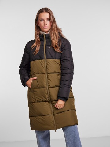 Manteau d’hiver 'Bee' PIECES en vert : devant