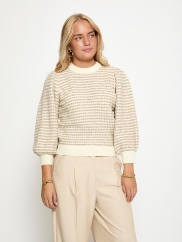 Peppercorn Trui 'Camilla' in Beige: voorkant