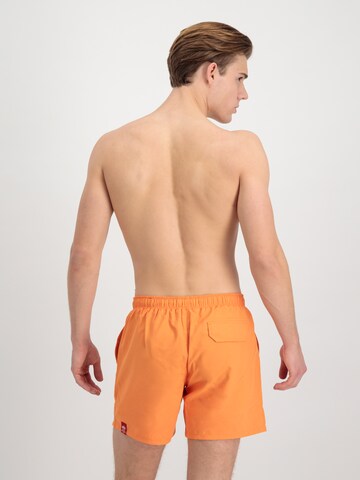 ALPHA INDUSTRIES Badeshorts in Orange