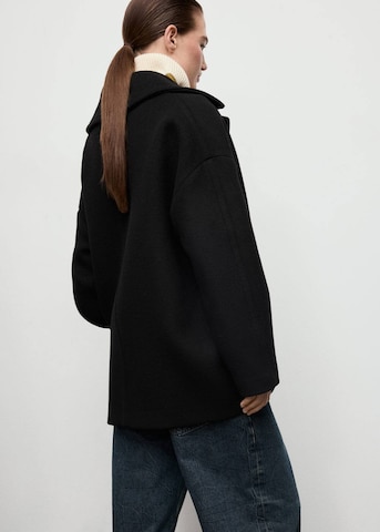 MANGO Mantel 'Love' in Schwarz