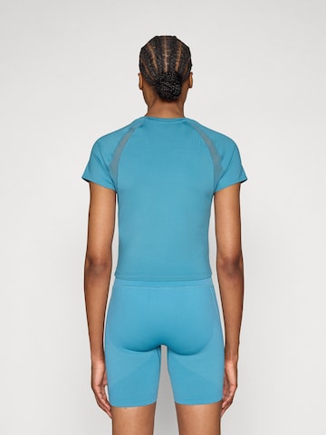 UNDER ARMOUR Функционална тениска 'Motion' в синьо