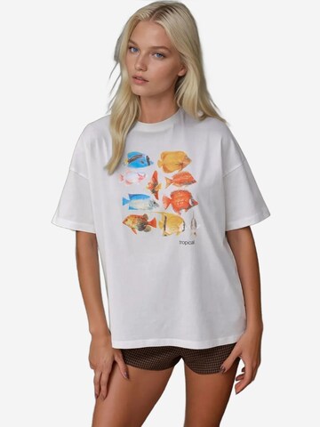 Hiccup Shirt in Wit: voorkant