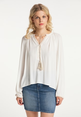 usha FESTIVAL Tunic in White: front