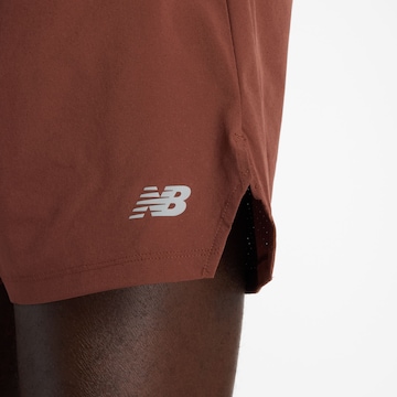 Regular Pantalon de sport 'RC 5' new balance en marron