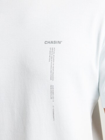 T-Shirt 'Slash' CHASIN' en blanc