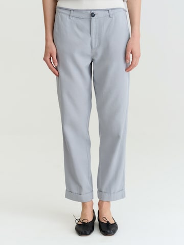 regular Pantaloni di TATUUM in blu: frontale