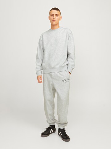 Felpa 'JJEUrban Edge' di JACK & JONES in grigio