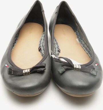 TOMMY HILFIGER Flats & Loafers in 39 in Black