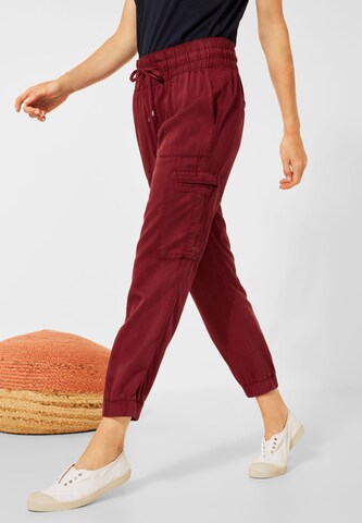 CECIL Tapered Cargo Pants 'Chelsea' in Red: front