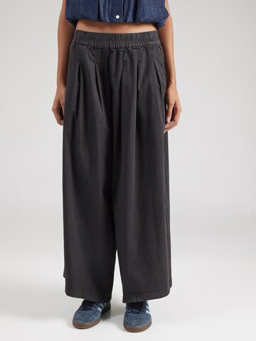 alife & kickin Wide leg Bandplooibroek 'NadetteAK' in Zwart: voorkant