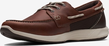 CLARKS Mocassins in Bruin: voorkant