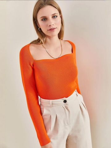 Bianco Lucci Sweater in Orange