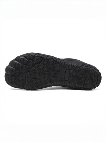 HUSKSWARE Snow Boots in Black
