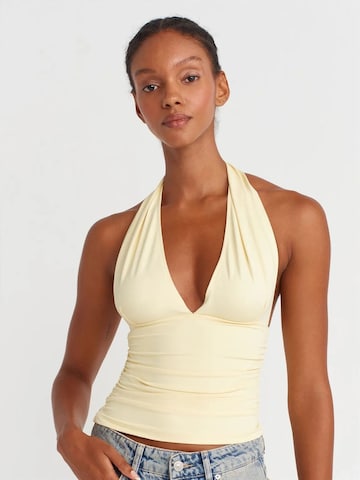 Dilvin - Blusa em amarelo: frente