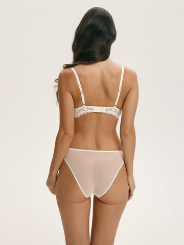 ESOTIQ Broekje 'Slip C'mon, feine Spitze, feine Stickerei, transparent' in Beige