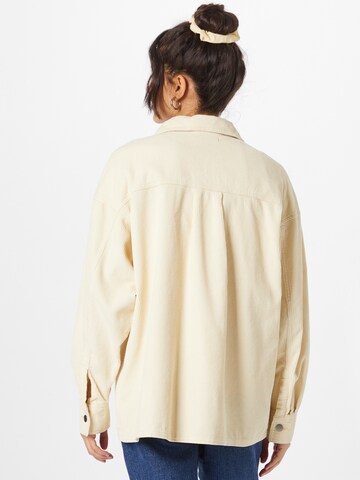 Gina Tricot Bluse i beige