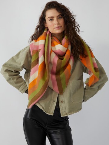 CODELLO Wrap 'Happy Folk' in Orange: front