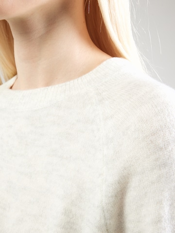 Pulover 'JDYElanora' de la JDY pe alb