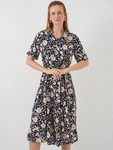 Robe-chemise Hiccup en bleu : devant