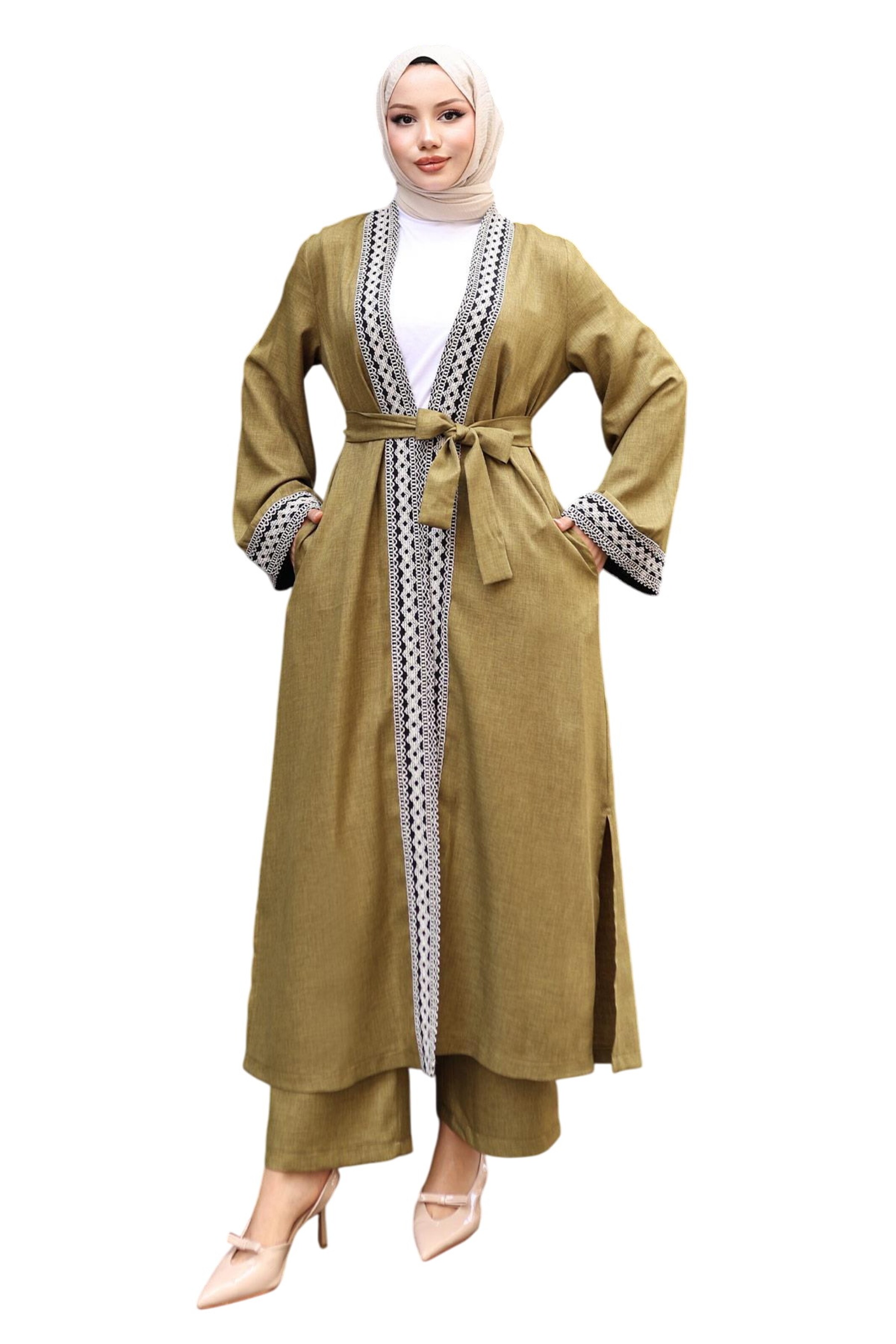 MODAMIHRAM Pantsuit in Green: front