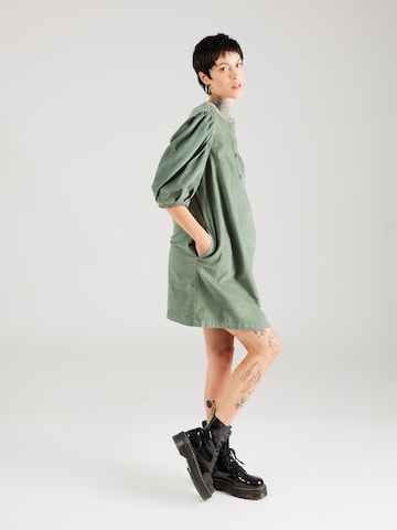 Robe GAP en vert : devant