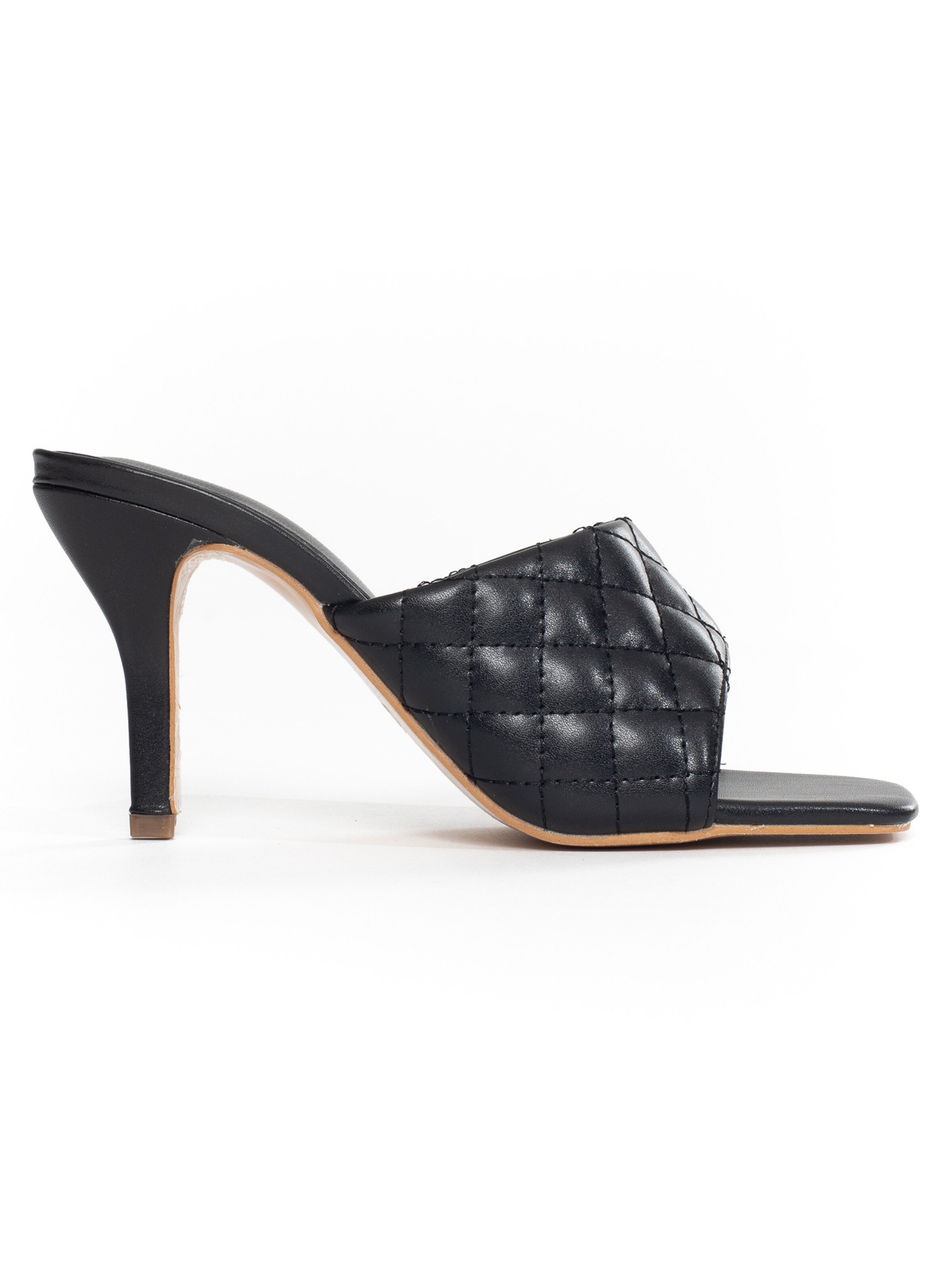 Celena Pantolette 'Cundrie' i svart