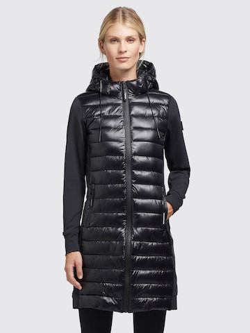 khujo Χειμερινό παλτό σε μαύρο: μπροστά
