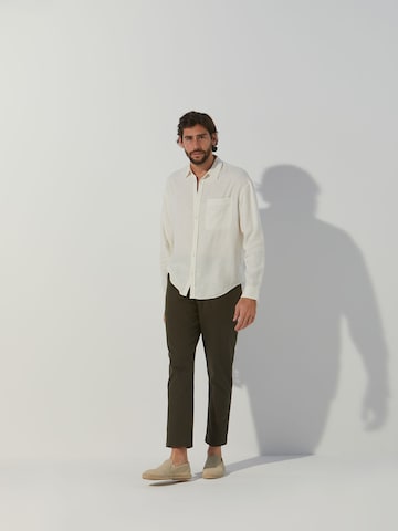 ABOUT YOU x Alvaro Soler Regular fit Button Up Shirt 'Leon' in White