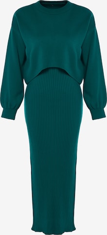 TrendyolPletena haljina - zelena boja: prednji dio