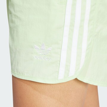 ADIDAS ORIGINALS Regular Pants 'Adicolor Classics Sprinter' in Green