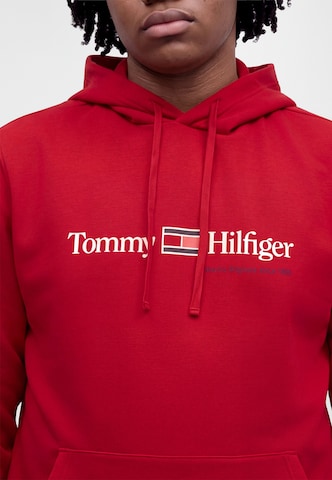 Bluză de molton de la TOMMY HILFIGER pe roșu