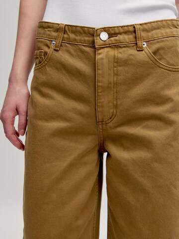 Regular Jean 'Mathilda' EDITED en marron