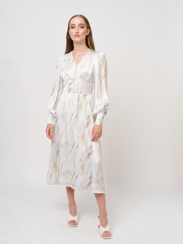 BRUUNS BAZAAR Βραδινό φόρεμα 'Bonnet Lenea' σε λευκό